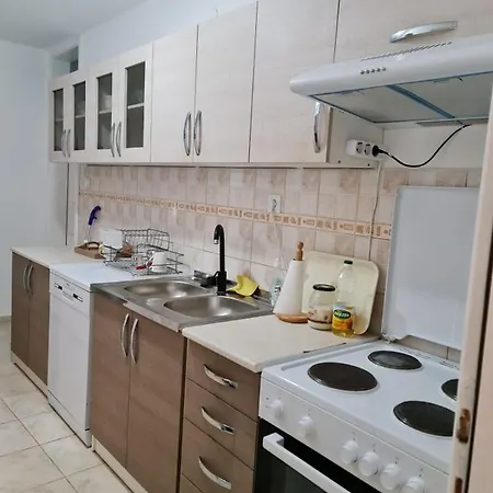 דירה Apartman Uros *